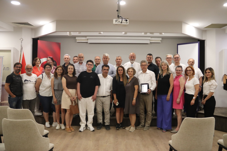 BUMİAD’da İznik’in tarihi konuşuldu