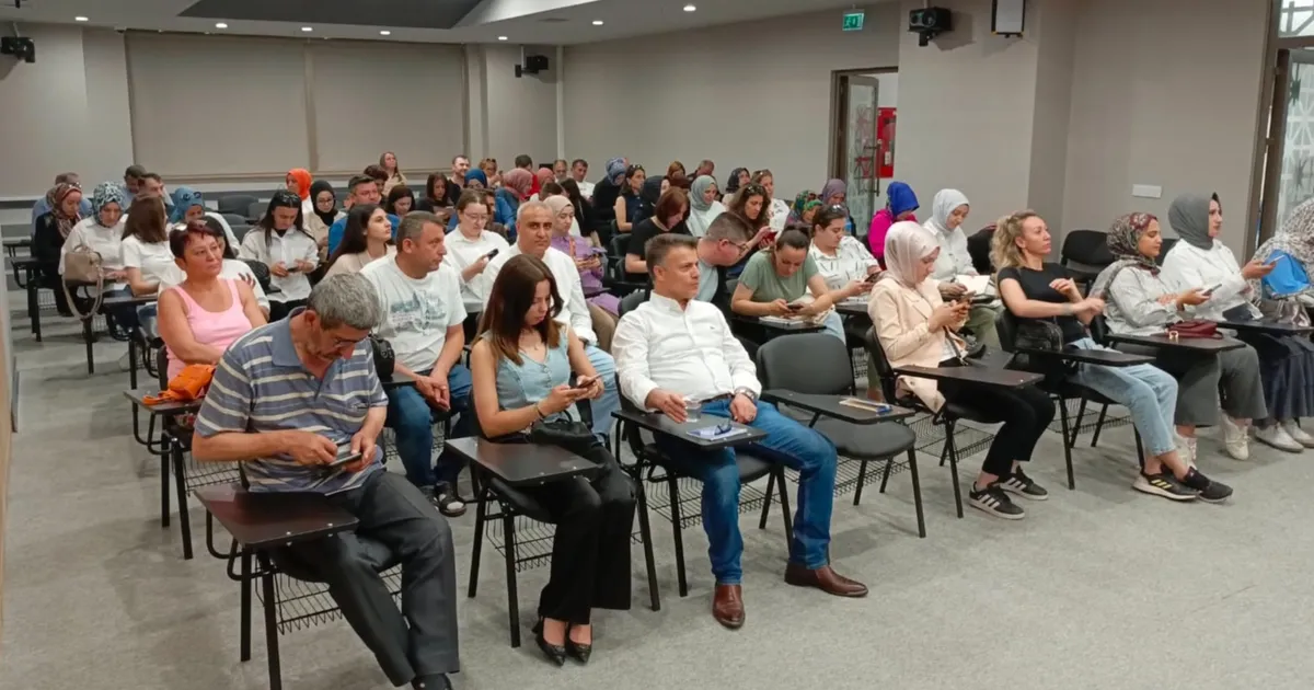 Bursa Büyükşehir’den 10 bin nüfuslu muhtarıklara personel desteği