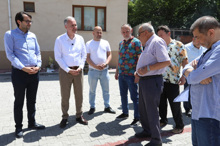 Bursa İnegöl'ün çıkmazları ücretsiz otoparka dönüşüyor