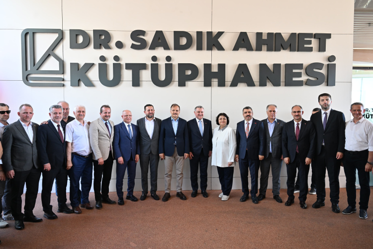 Bursa Yıldırım’da 7’den 70’e spor ve kültür merkezi açıldı