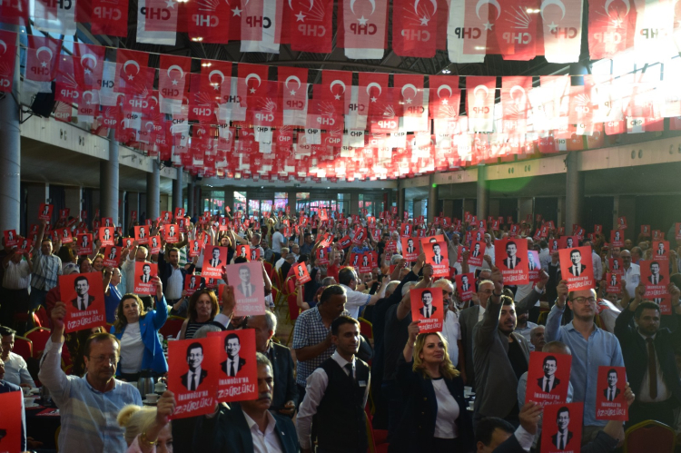 CHP Bursa’dan iktidara sert mesaj: Korkmuyoruz, kazanacağız!