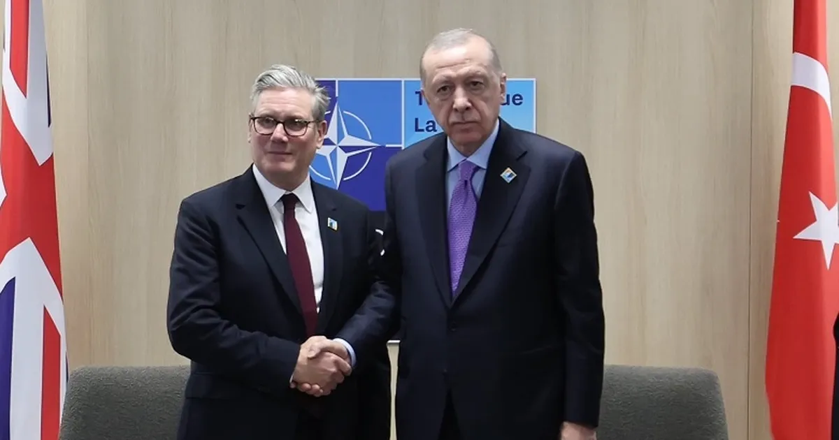 Cumhurbaşkanı Erdoğan, Starmer’ı kabul etti