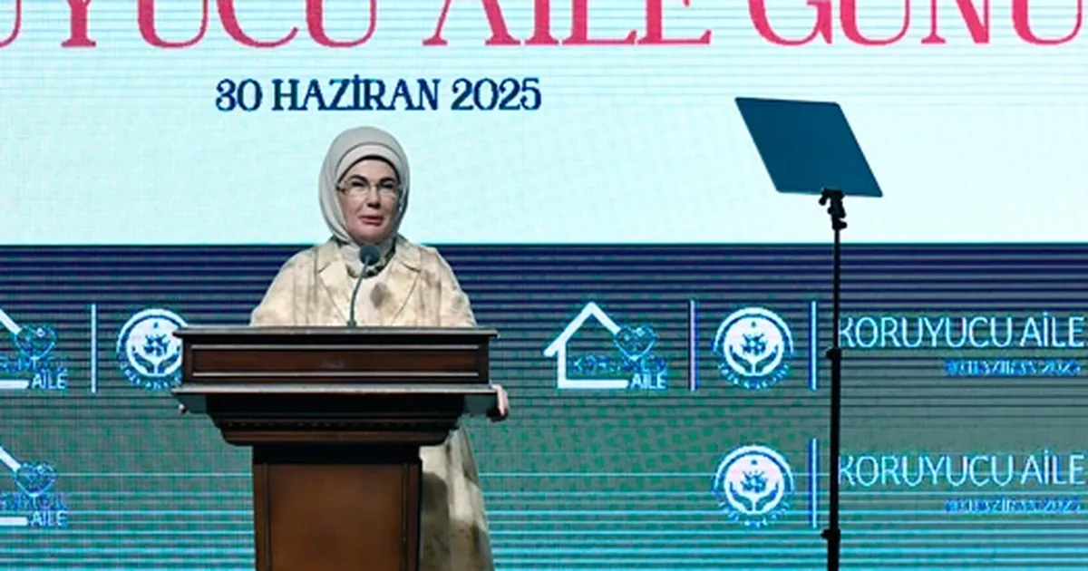Emine Erdoğan’dan ‘Koruyucu Aile Günü’nde anlamlı mesajlar