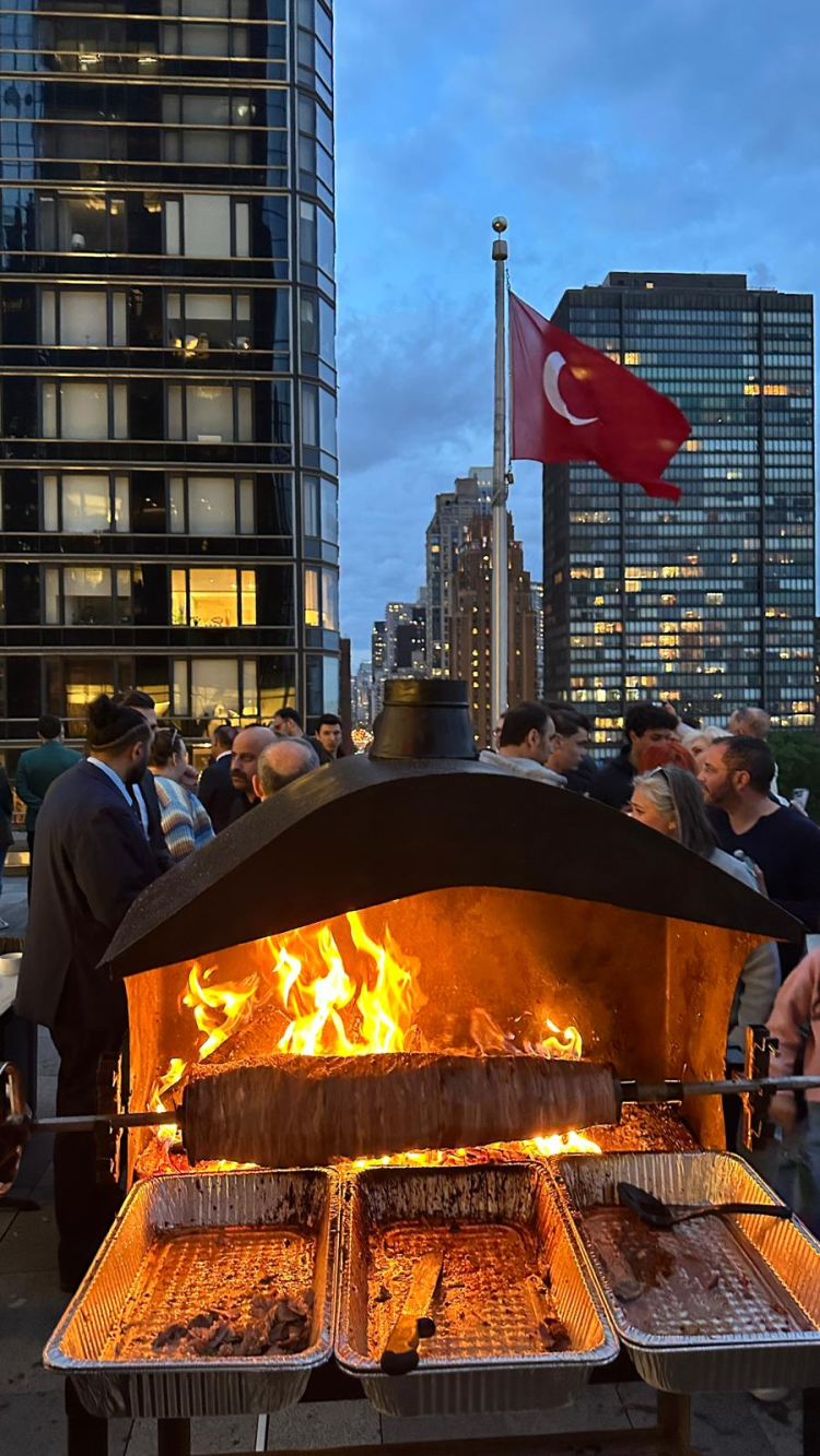 Erzurum’un Cağ Kebabı New York’ta tanıtıldı