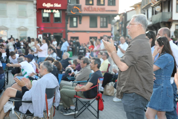 Filenin Sultanları’na Mudanya'dan coşkulu 'dev' destek