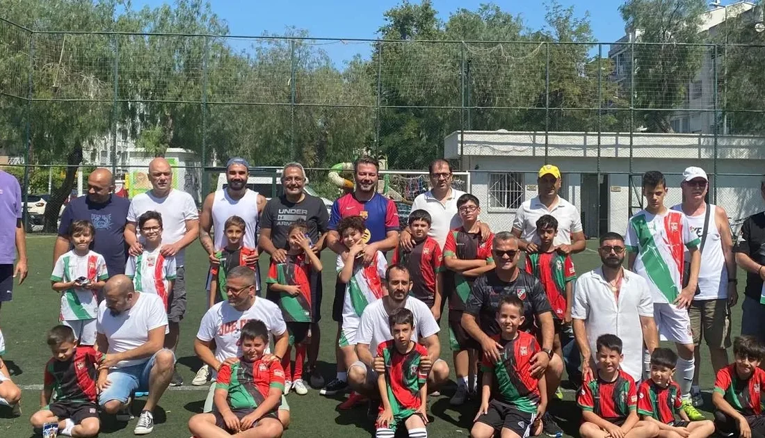 İzmir'de Bostanlıspor her yıl