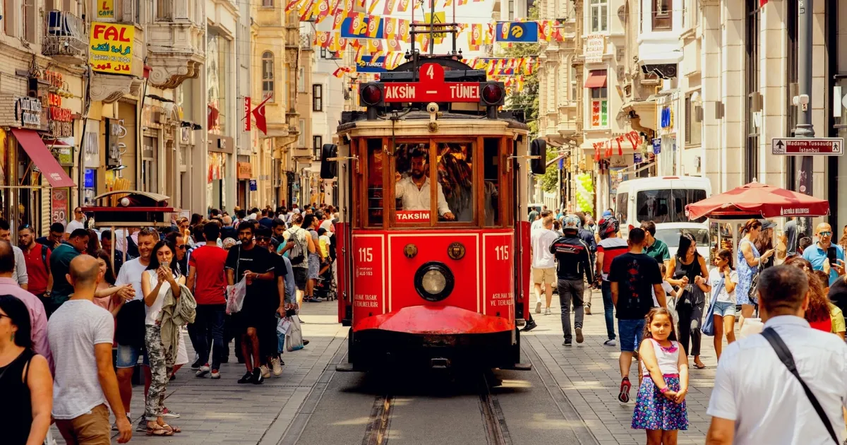 İstanbul göçün merkezi oldu! 2024’te Türkiye’ye 314 bin göç, yurt dışına 424 bin göç