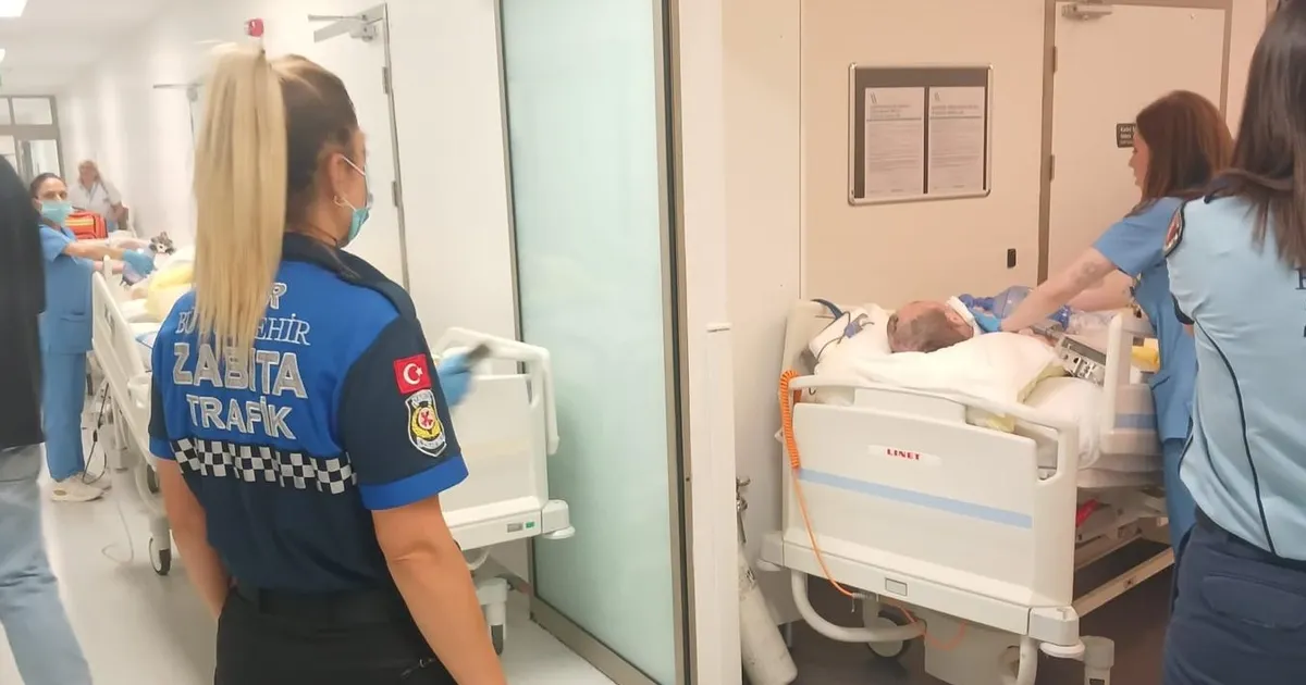İzmir Büyükşehir Zabıtası yangında seferber oldu
