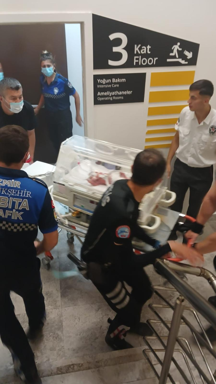 İzmir Büyükşehir Zabıtası yangında seferber oldu
