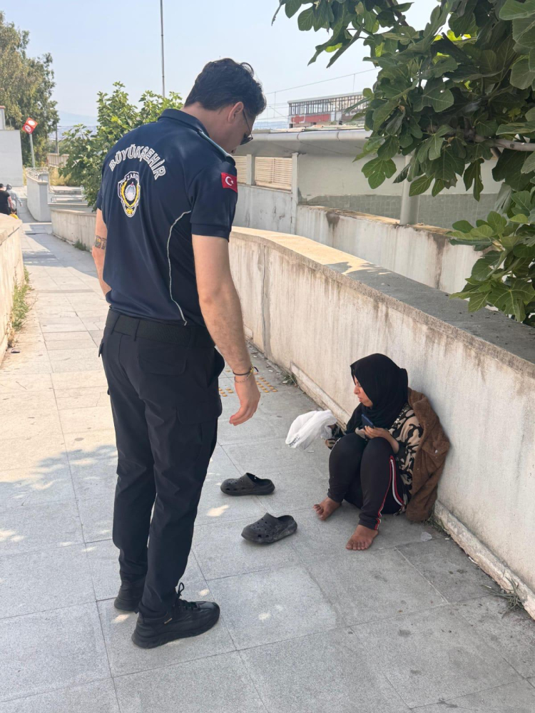 İzmir'de Büyükşehir Zabıtası bayram teyakkuzunda