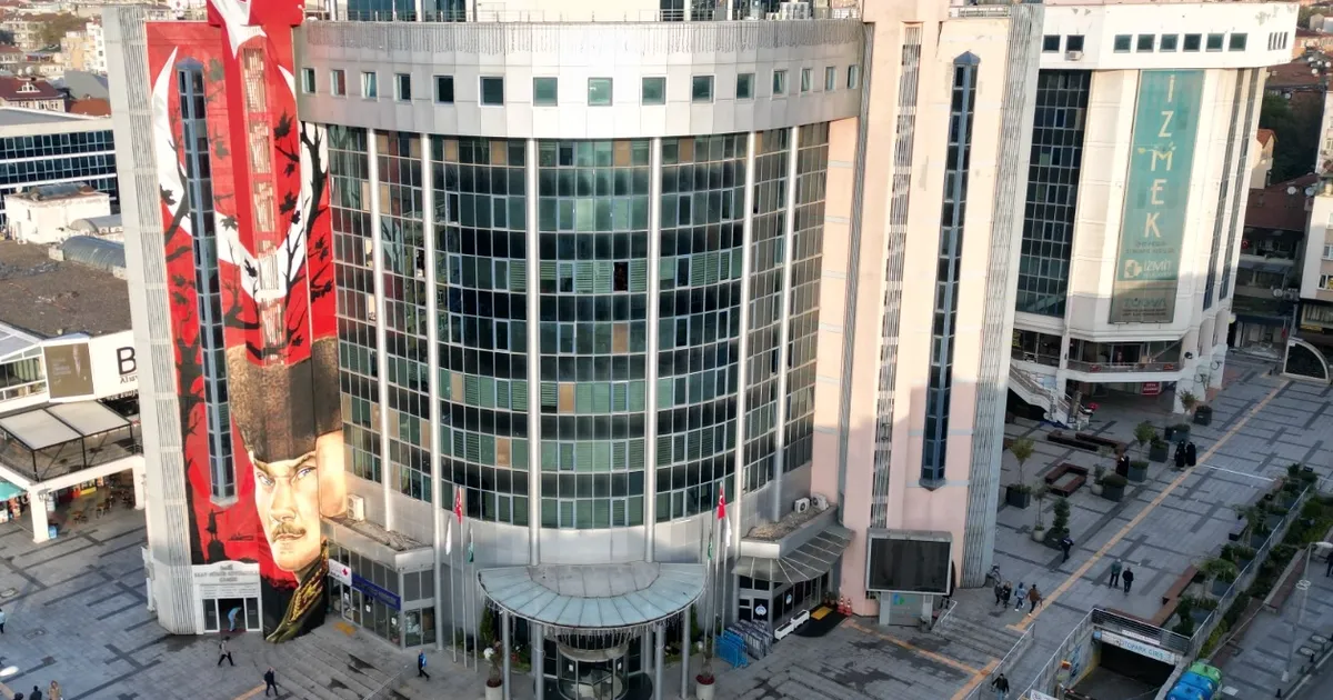 İzmit Belediyesi doğrudan temin mal alımlarında EKAP’a geçiyor