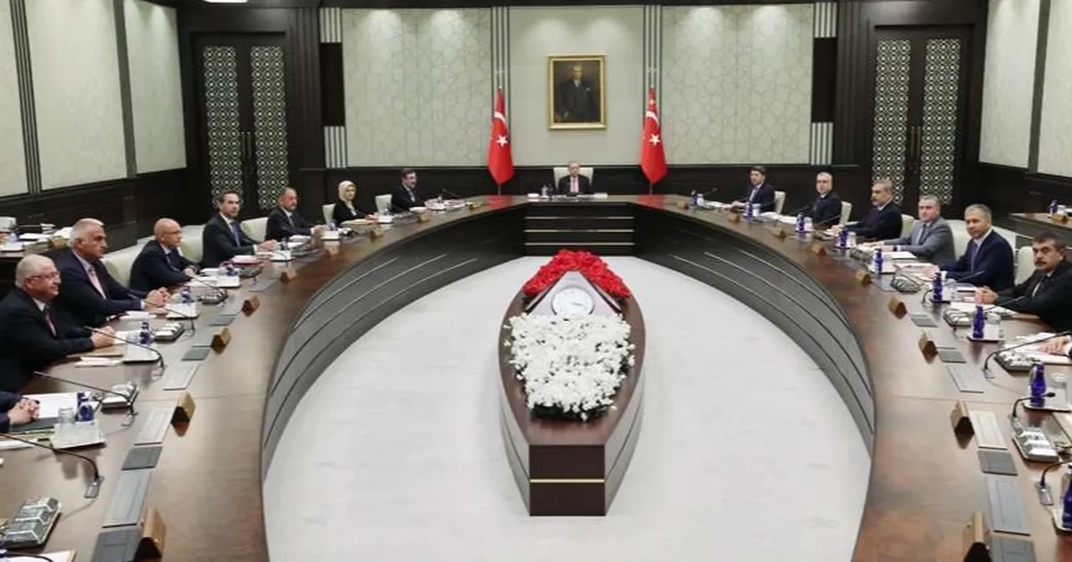 Kabine yoğun gündemle toplanıyor!