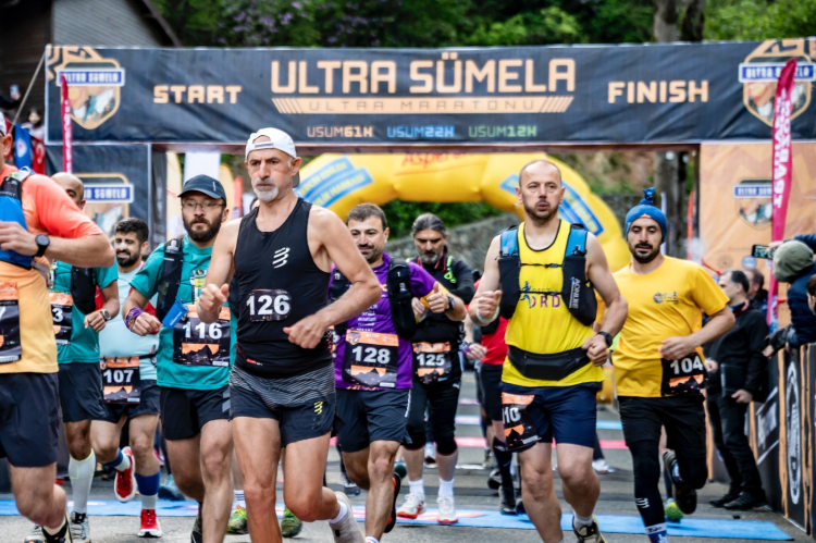 Karadeniz'in doğasında 'Ultra Sümela' nefes kesti