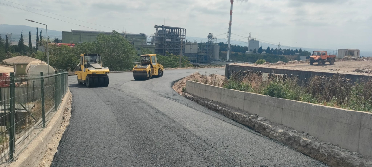 Kocaeli Büyükşehir’den İzaydaş’a yol bakım dokunuşu