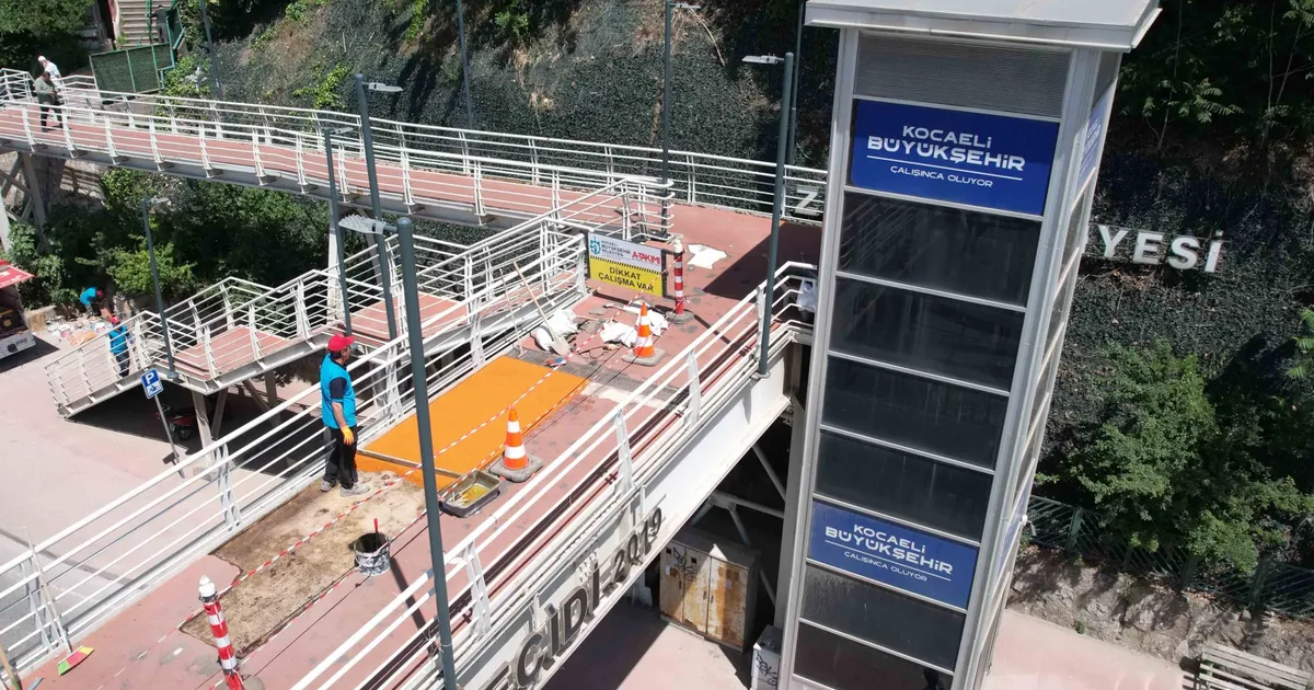 Kocaeli Büyükşehir’den üst geçitlere hassas dokunuş