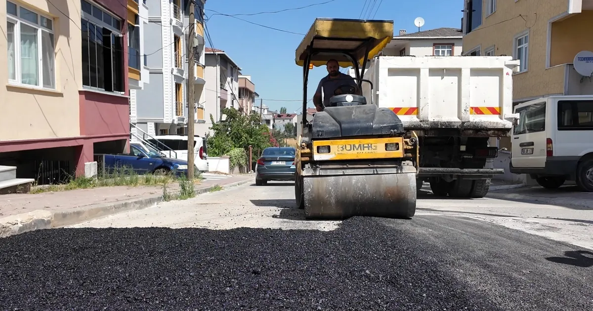 Kocaeli Çayırova’da üst yapı çalışmaları devam ediyor
