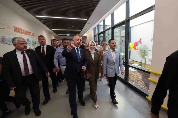 Kocaeli'den Türkiye'ye örnek proje... Gonca Engelsiz Yaşam Merkezi, Bakan Göktaş ile tanıtıldı