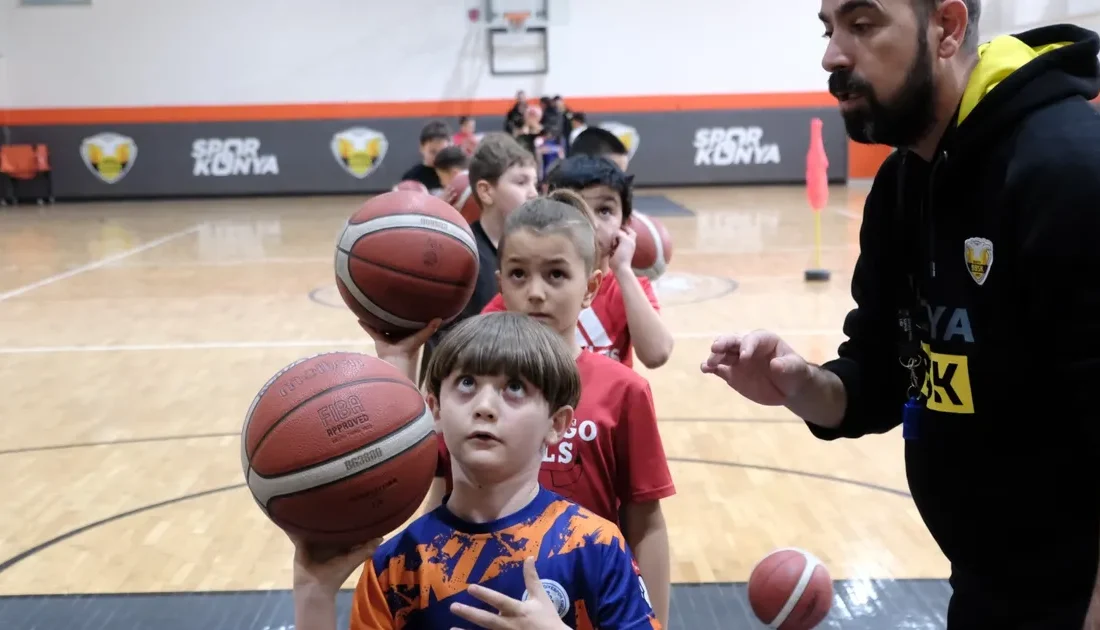 Konya Büyükşehir Belediyespor, 8-14