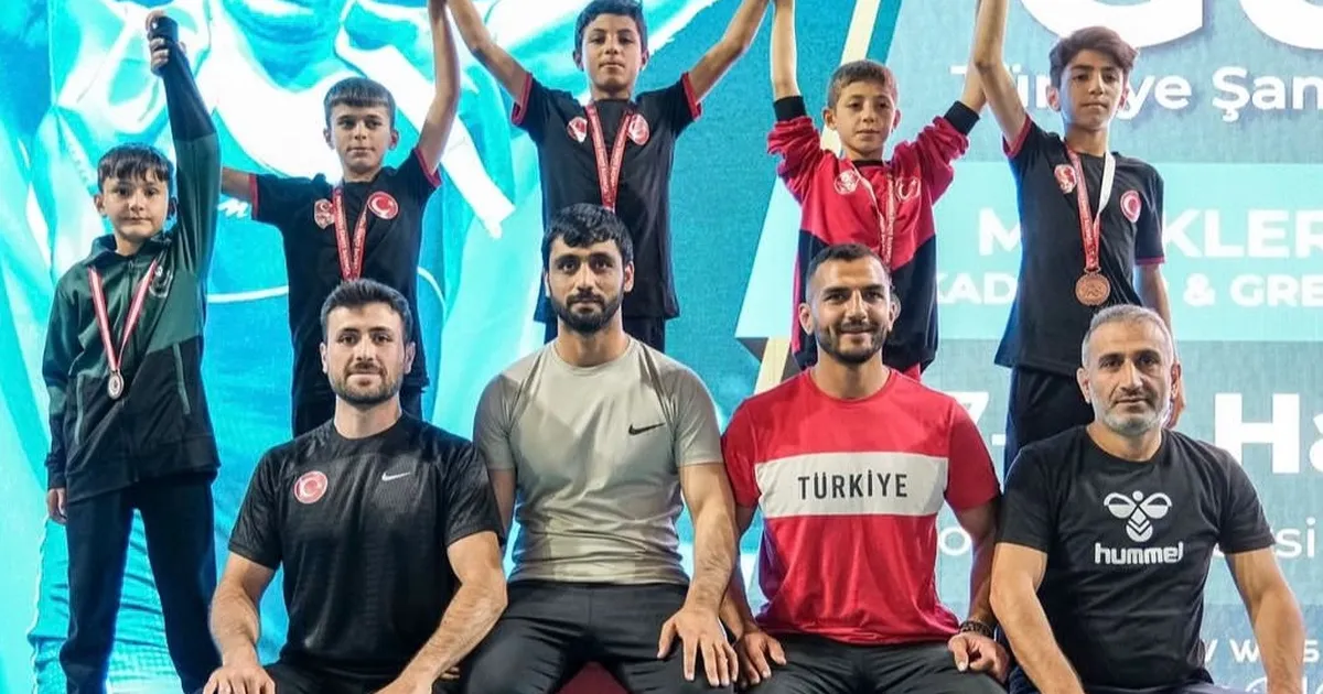 Konya Karatay’ın güreşçilerinden Türkiye Şampiyonası’nda büyük başarı