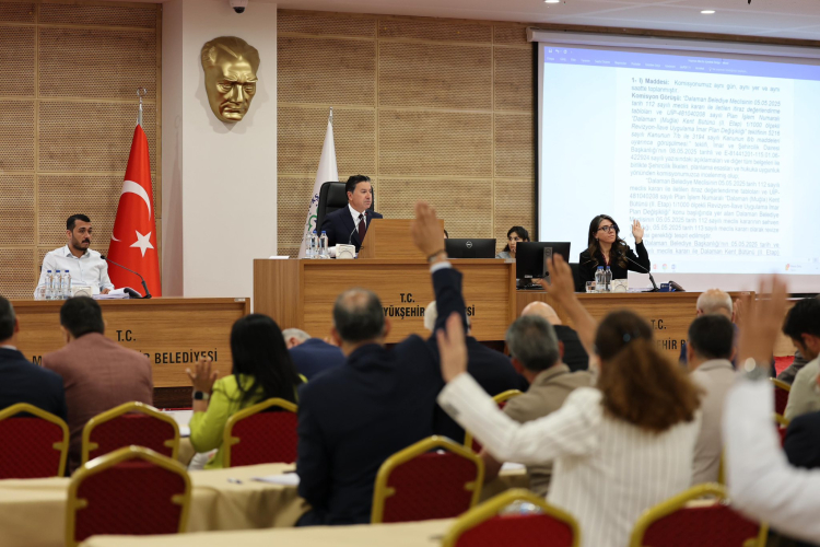 Muğla Büyükşehir Belediyesi’nden öğrencilere ulaşım desteği