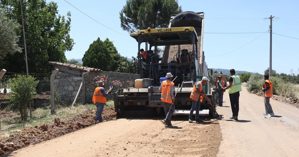 Muğla Büyükşehir’den kırsala 4 milyonluk yol yatırımı