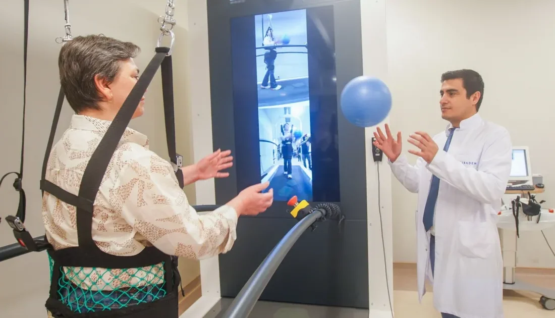 İstanbul'da düzenlenen “Robotik Rehabilitasyon”