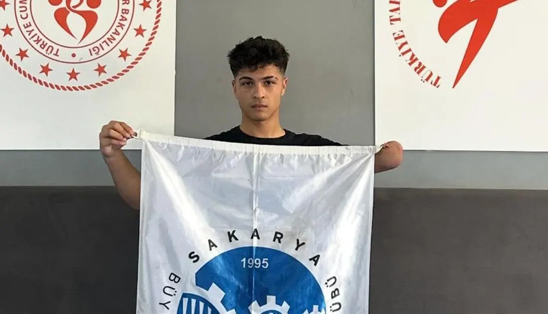 Sakarya Büyükşehirli başarılı tekvando
