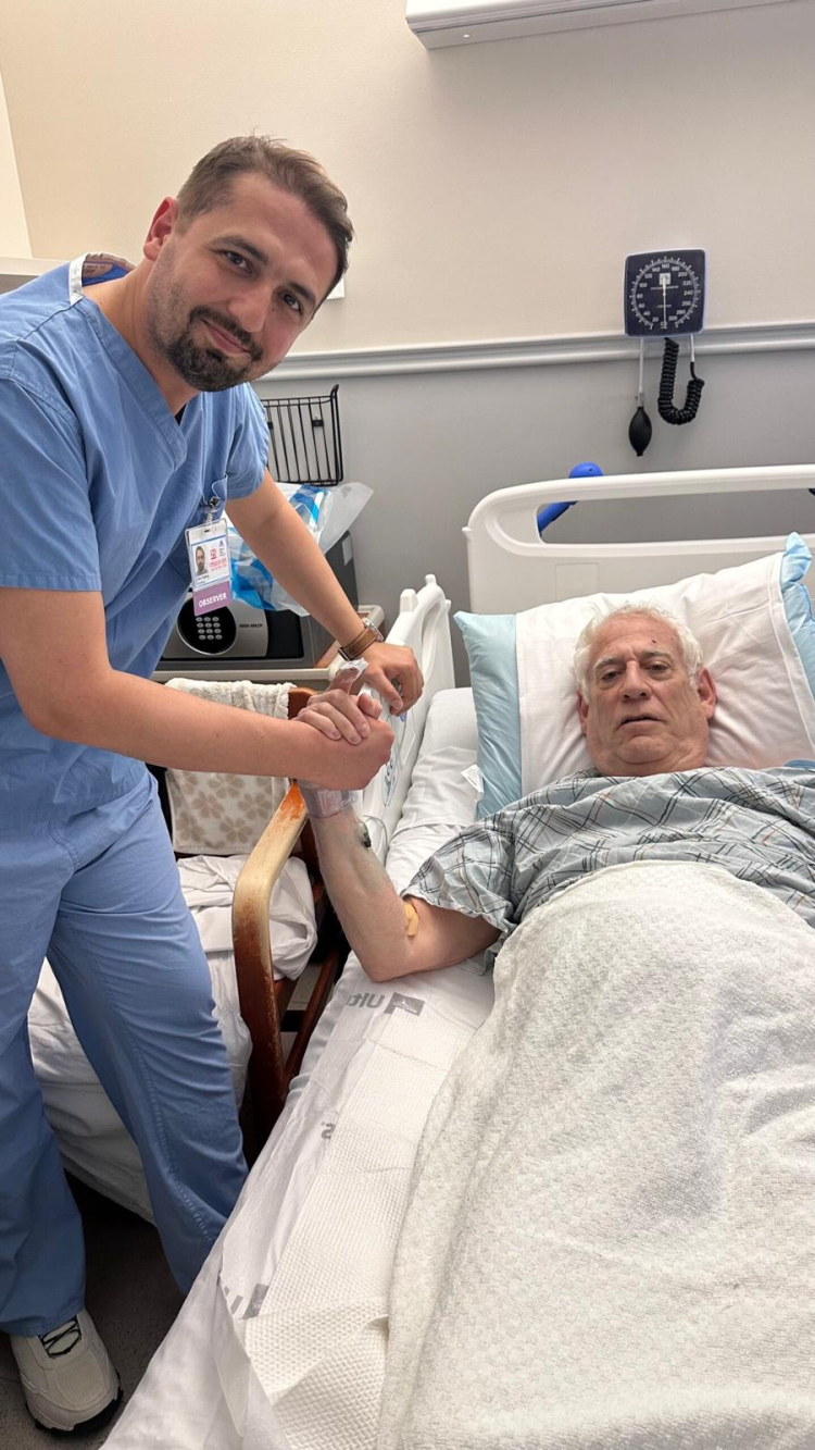 Türk doktor New York’ta ilk gününde hayat kurtardı... Valizle hayat kurtaran müdahale!