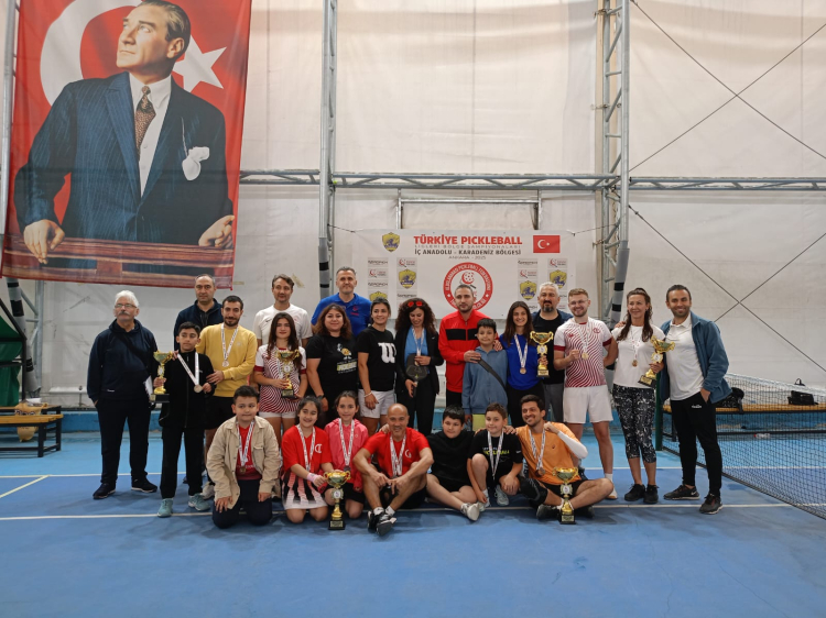 Türkiye Pickleball'da bölge şampiyonaları belli oldu... Finaller Bursa'da