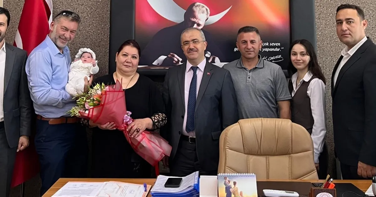 Türkiye’de bir ilk... Asel bebek, bayramı 'Geçici Koruyucu Aile'de geçirecek