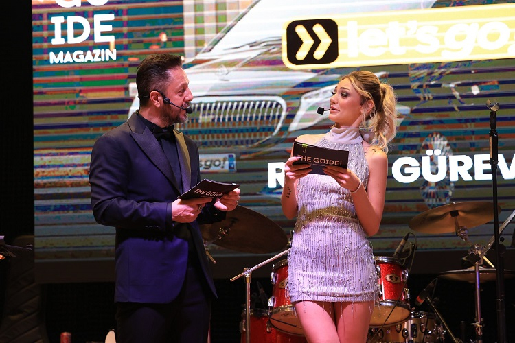 Vizyon gece Çiçek açtı