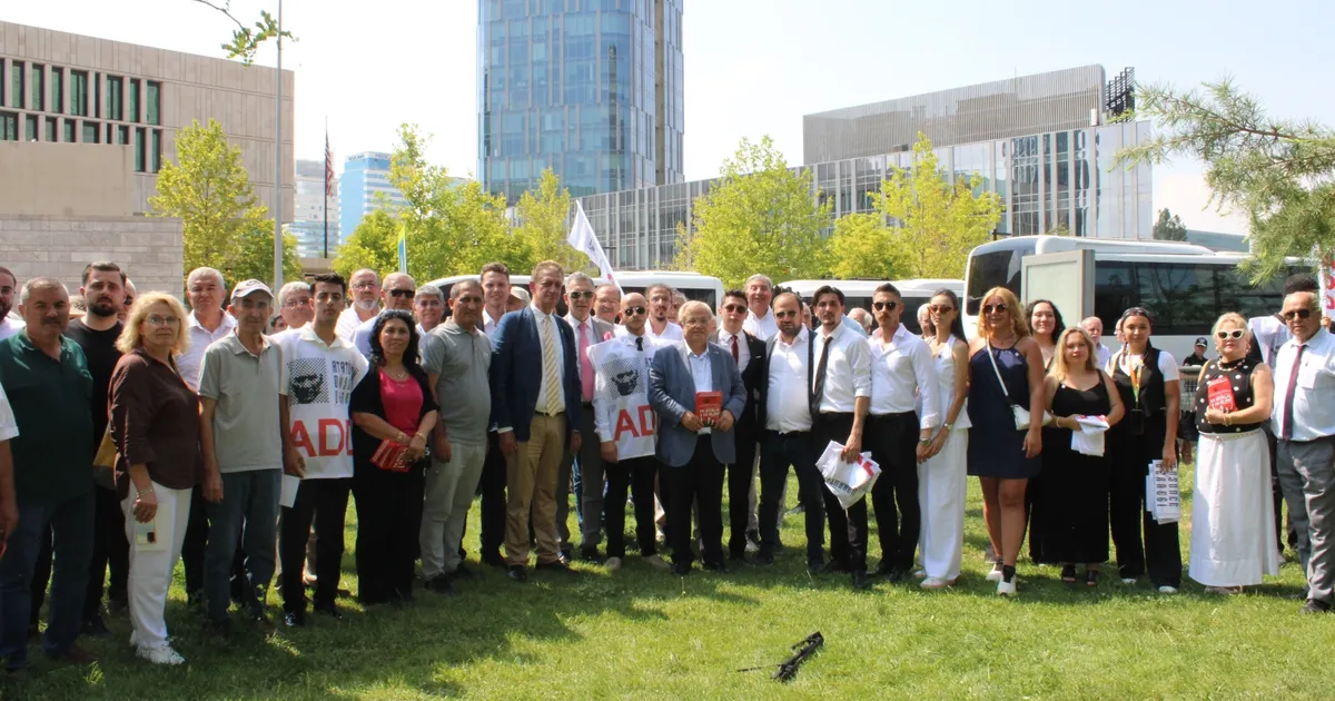 ADD, ABD Büyükelçisi Tom Barrack'ı protesto etti