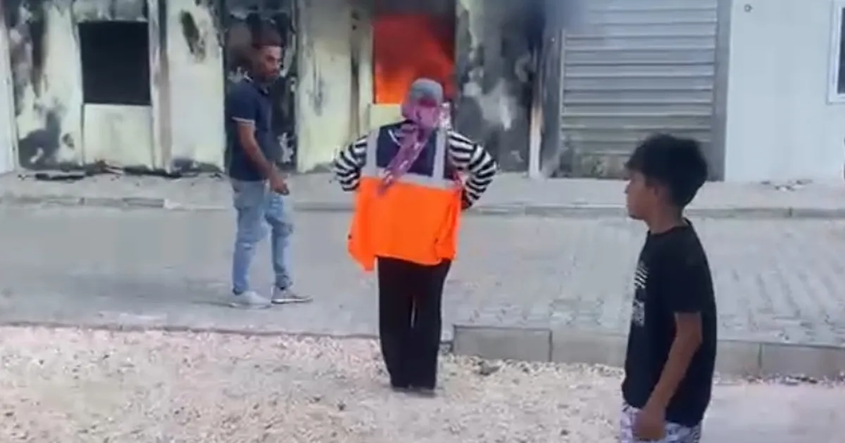 Adıyaman’da K13 konteyner kentte yangın! İlk müdahaleyi sağlık ekipleri yaptı