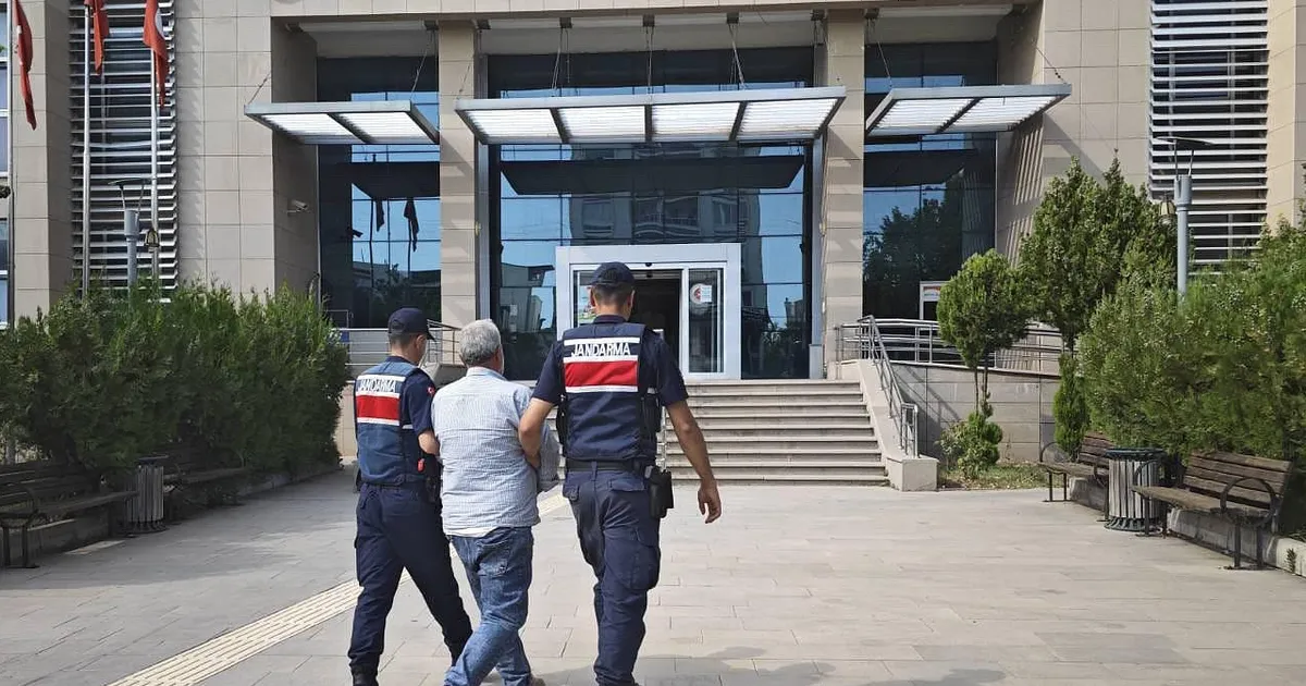 Adıyaman'da uyuşturucu operasyonları... 10 yıl hapis cezalı şüpheli yakalandı