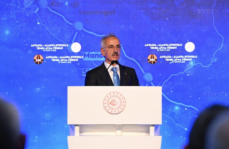 Antalya-Alanya Otoyolu’nun temeli atıldı... Turizmin başkentine dev yatırım