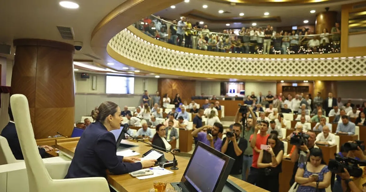 Antalya Büyükşehir Belediyesi Başkan Vekili Büşra Özdemir oldu