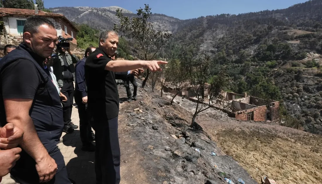 İçişleri Bakanı Ali Yerlikaya,