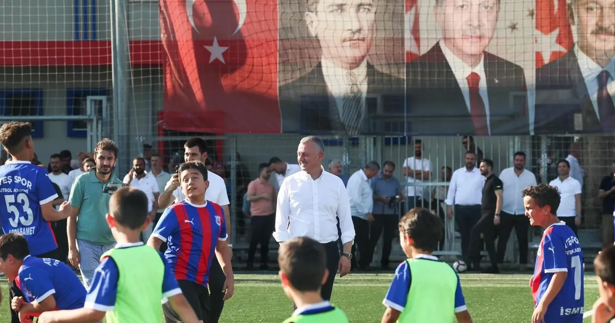 Başiskele’ye FIFA standartlarında sporcu eğitim merkezi