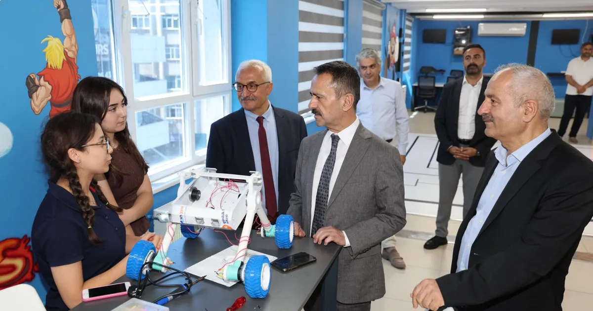 Başkan Büyükgöz Vali Aktaş’a projelerini yerinde tanıttı