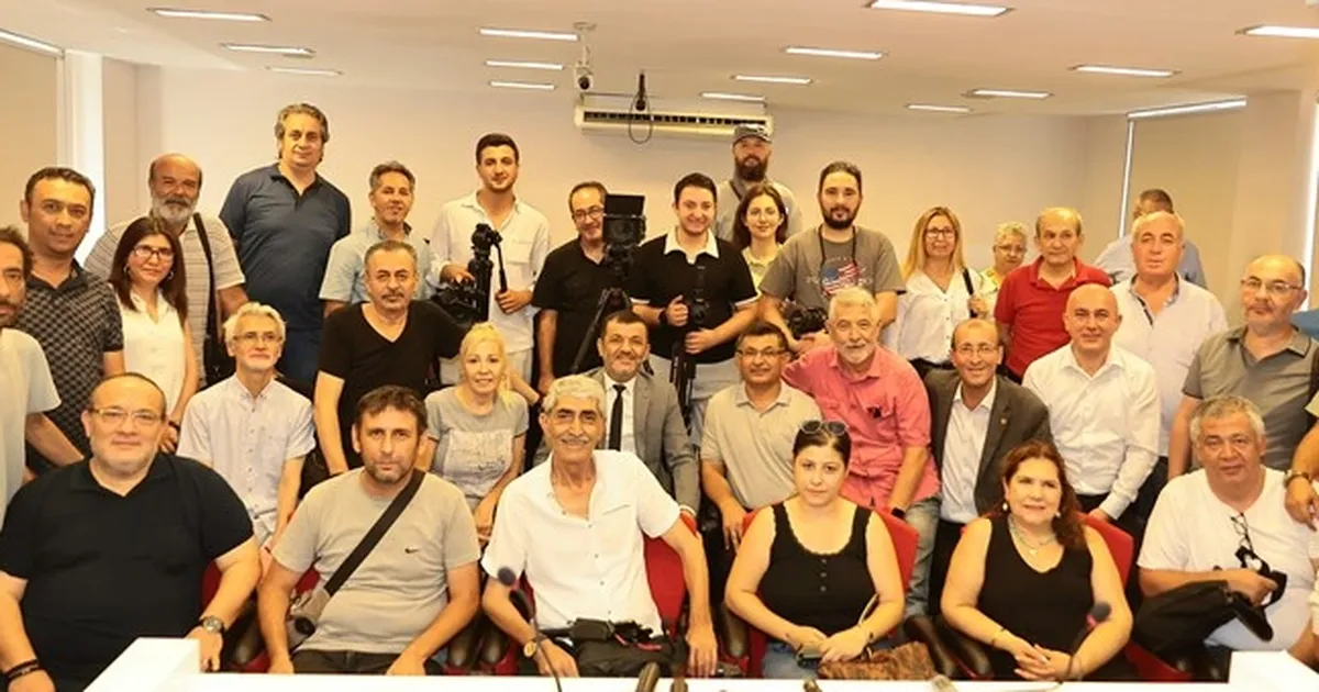 Başkan Çavuşoğlu Denizli’de basın çalışanlarının bayramını kutladı