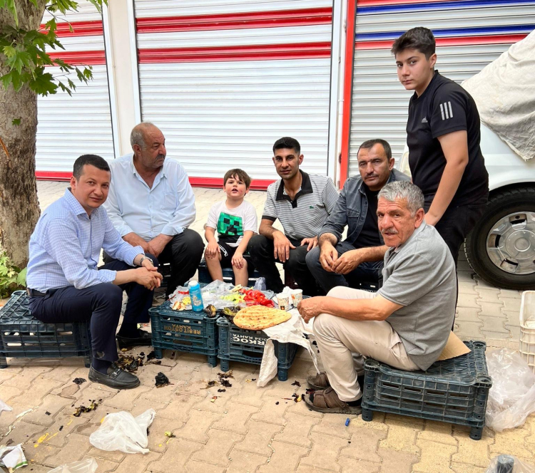 Başkan Olgun’dan Adıyaman Semt Pazarı'na samimi ziyaret
