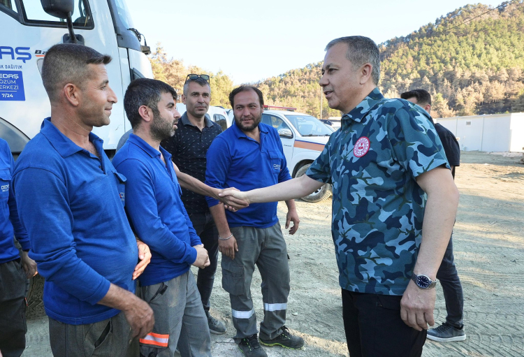 Bilecik’te yangın sonrası devlet seferberliği... 4 günde konteyner kent, 30 milyon TL ödenek