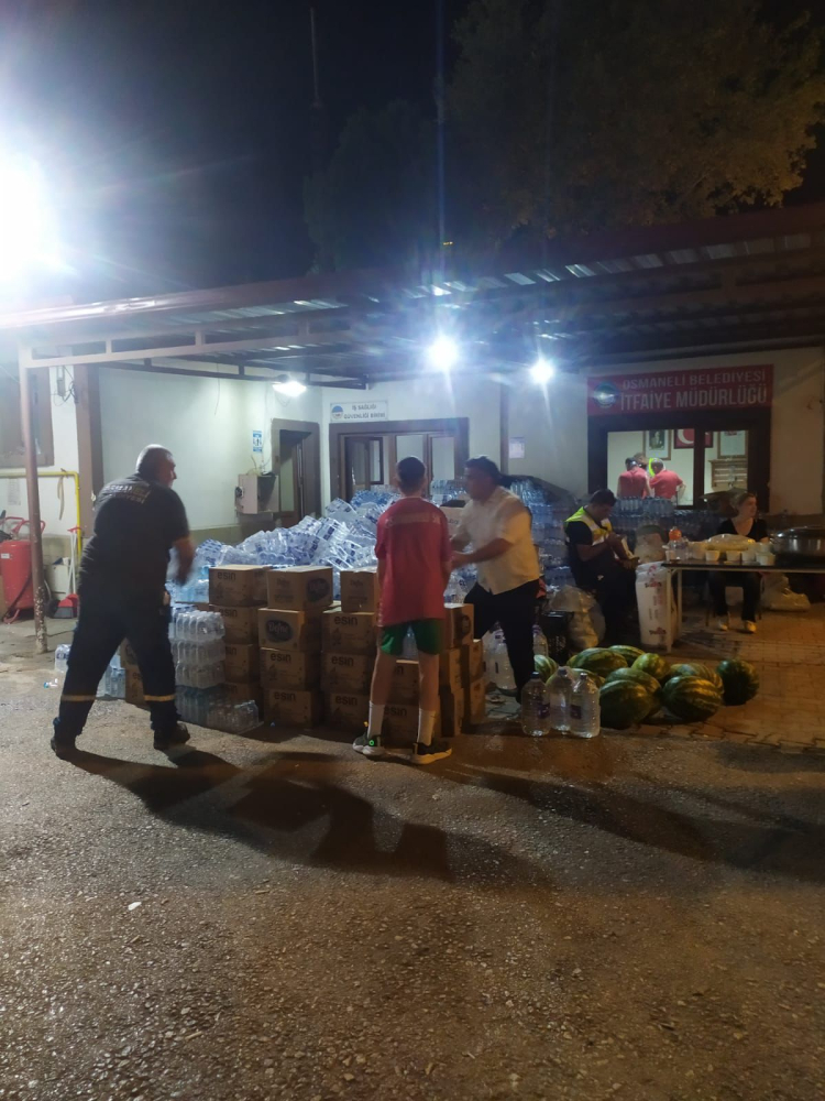 Bursa BUSADER’den yangın bölgesine dayanışma desteği