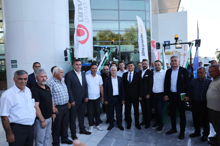 Bursa Büyükşehir'den kırsala ekipman desteği