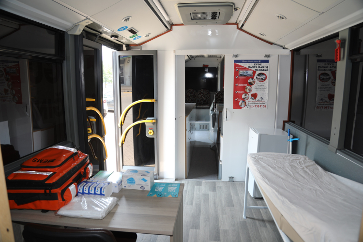 Bursa Büyükşehir'in ‘Sağlık Otobüsü’ devrede