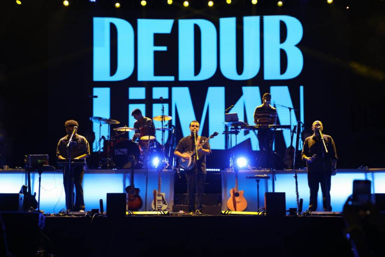 Bursa İnegöl’de festival Dedublüman konseriyle zirveye ulaştı