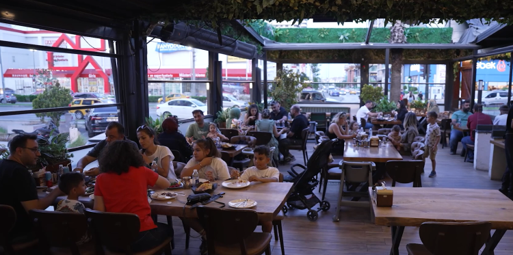 Bursa kültürle buluştu, esnaf kazandı