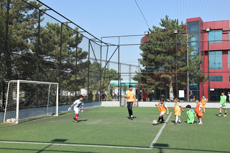 Bursa Nilüfer'de minik sporcular sertifikalandı