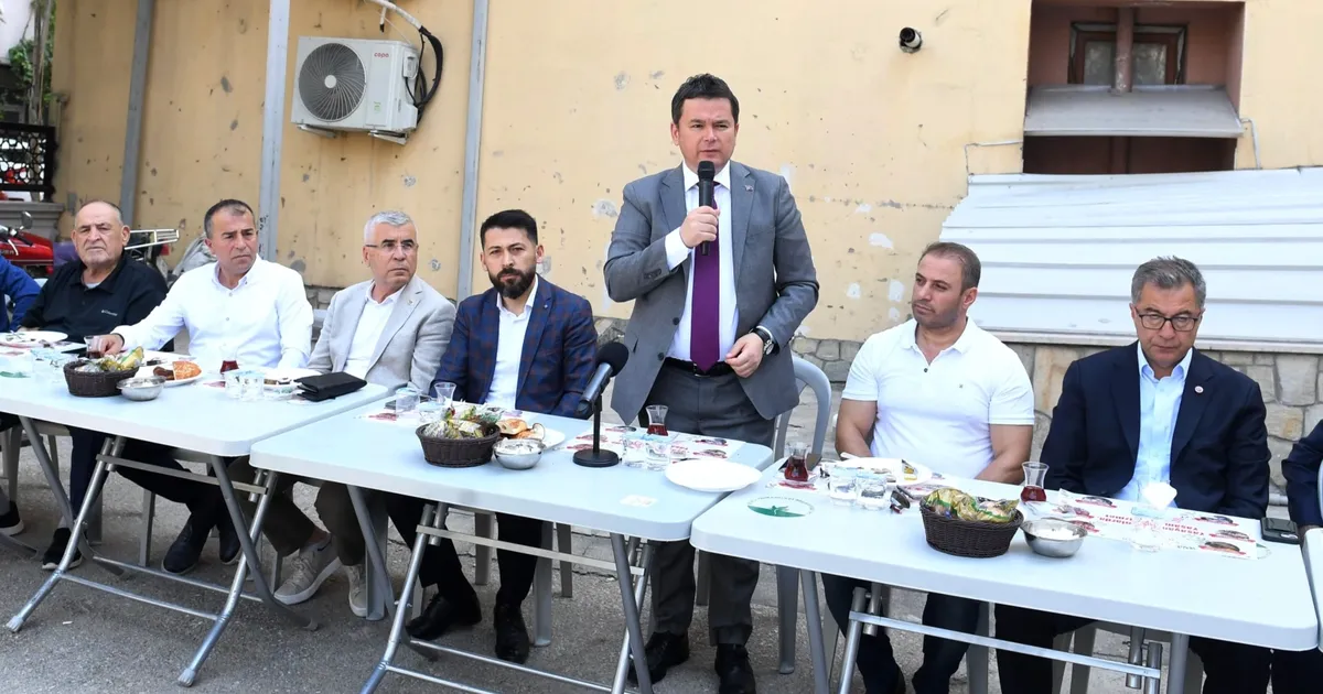 Bursa Osmangazi’de mahalle buluşmalarıyla sorunlara hızlı çözüm
