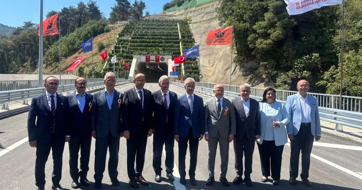 Bursa ulaşım ağı genişliyor... Doğancı Tüneli açıldı